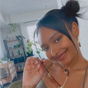 Meet your Posher, Cameron